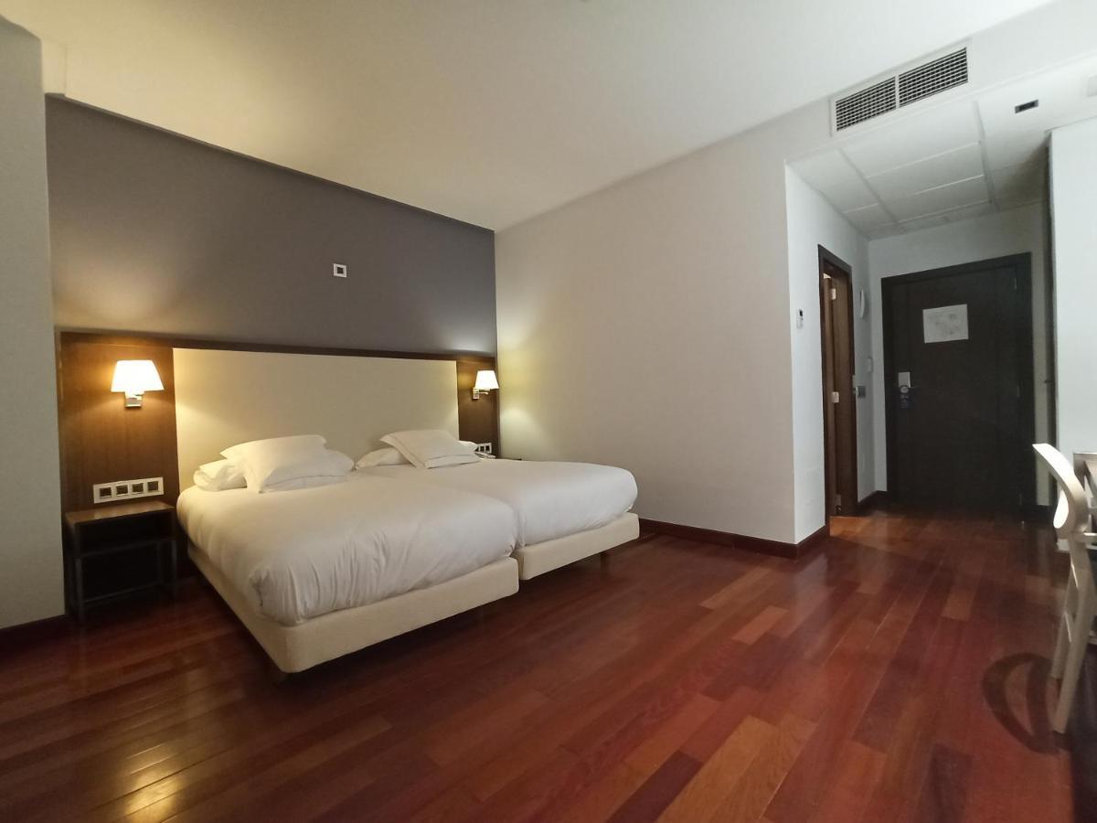 Arva Spa Paris León Zewnętrze zdjęcie