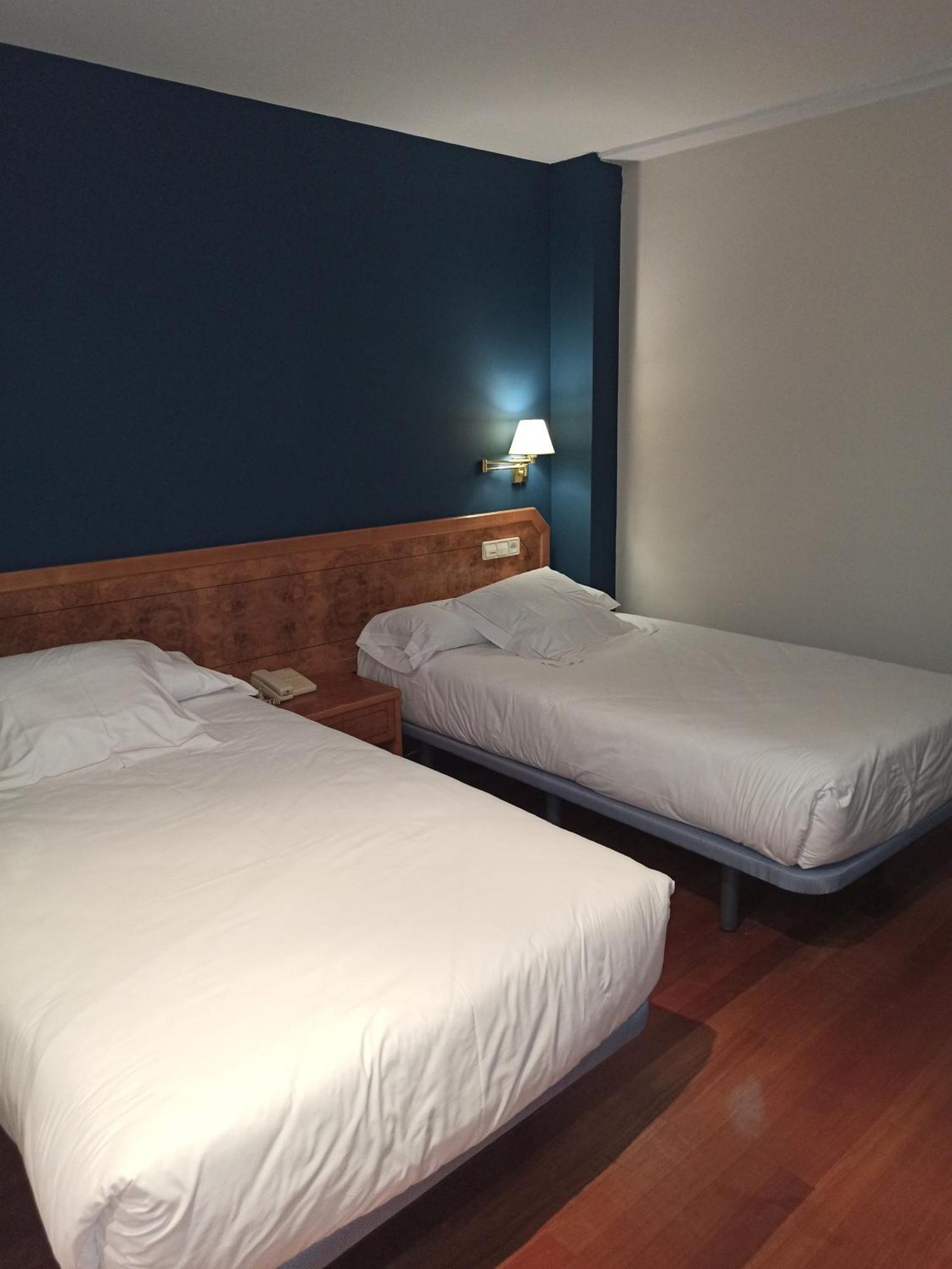 Arva Spa Paris León Zewnętrze zdjęcie